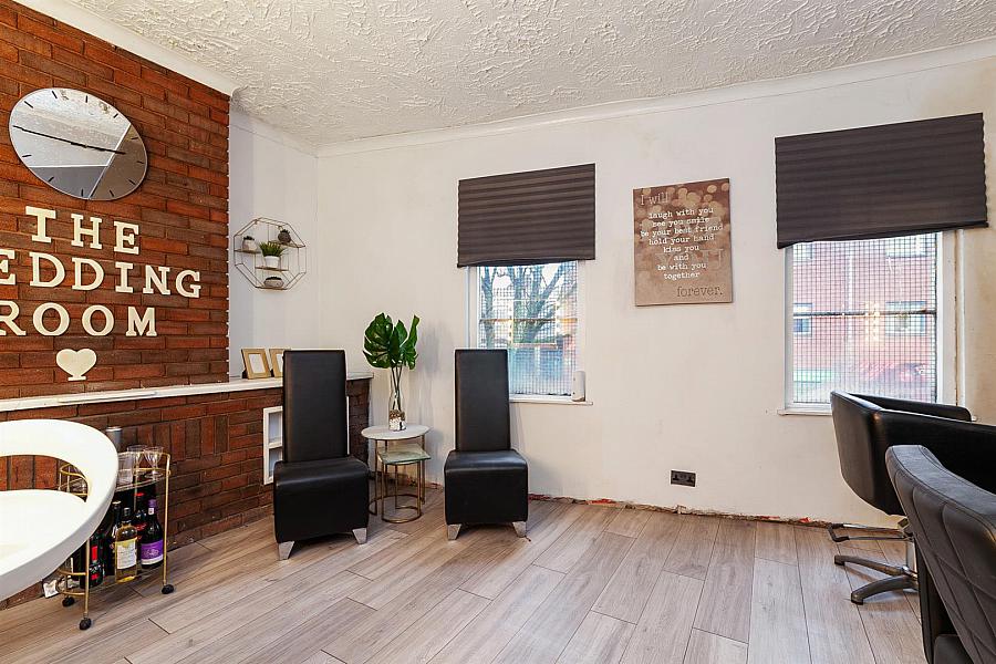 330 & 330A Shankill Road