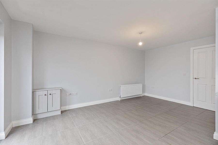 Apartment 4 12a Highgrove Meadows