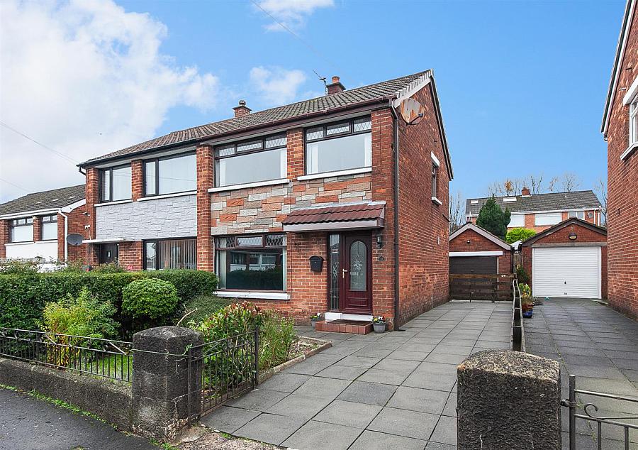 12 Ferndale Crescent