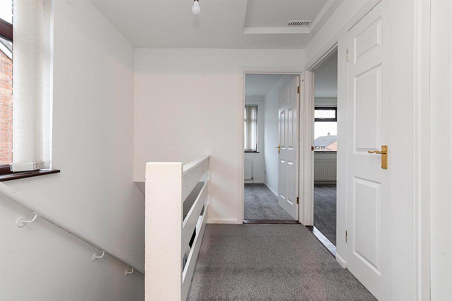 12 Ferndale Crescent