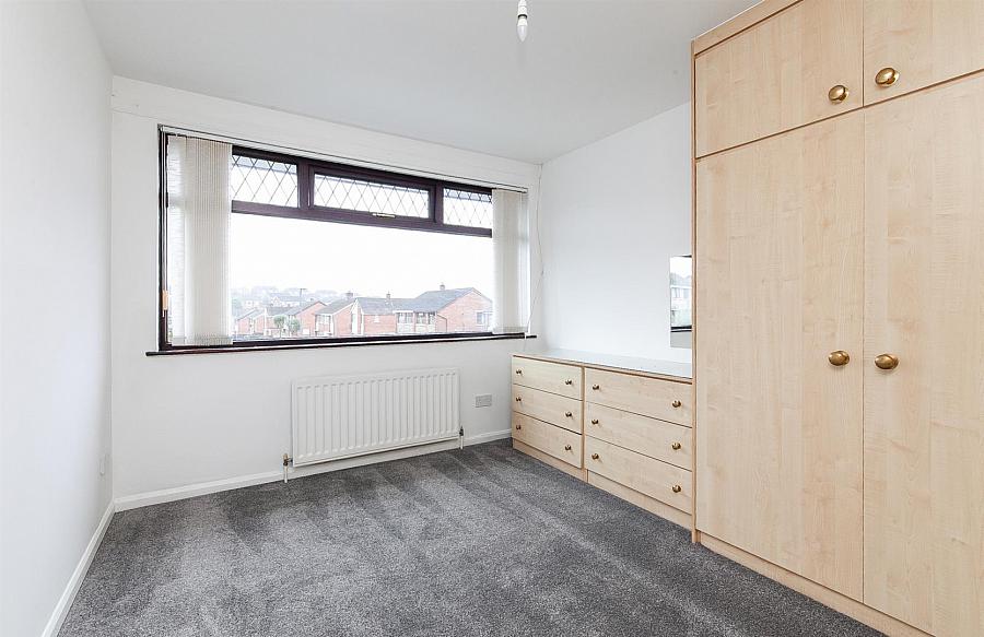 12 Ferndale Crescent