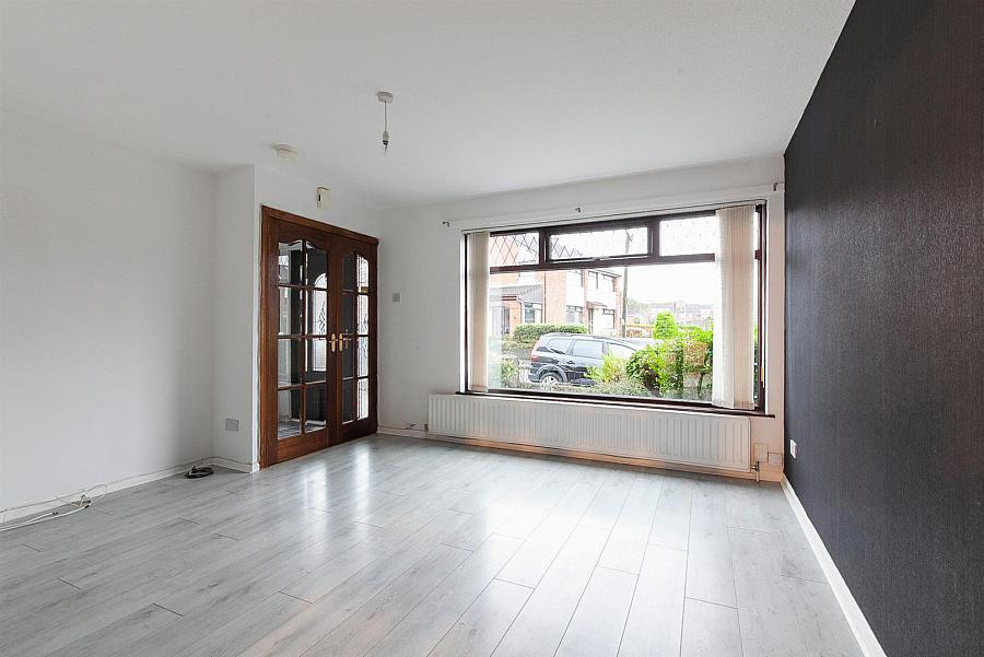 12 Ferndale Crescent