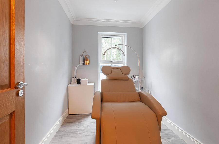 'Willow Tree Lodge', 32 Lurgan Road