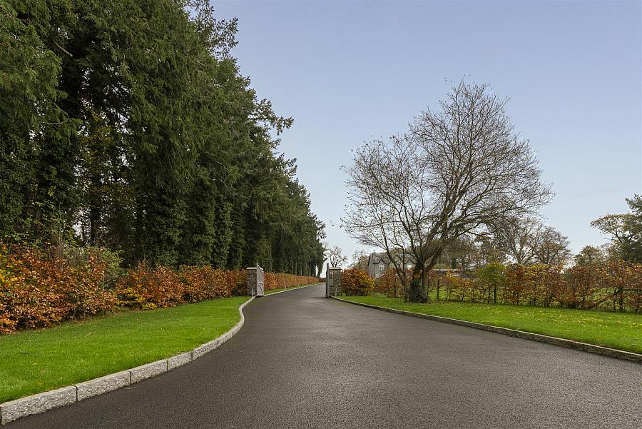 'Willow Tree Lodge', 32 Lurgan Road