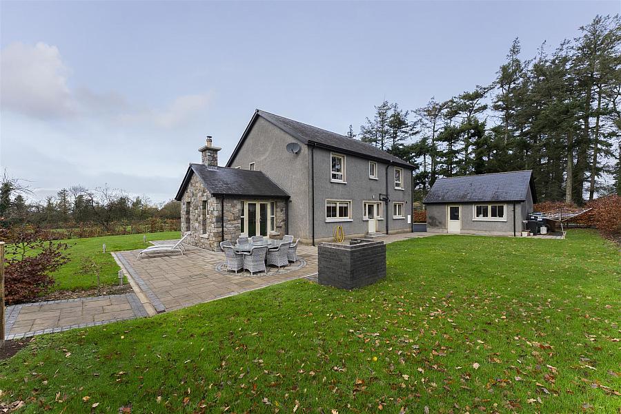 'Willow Tree Lodge', 32 Lurgan Road