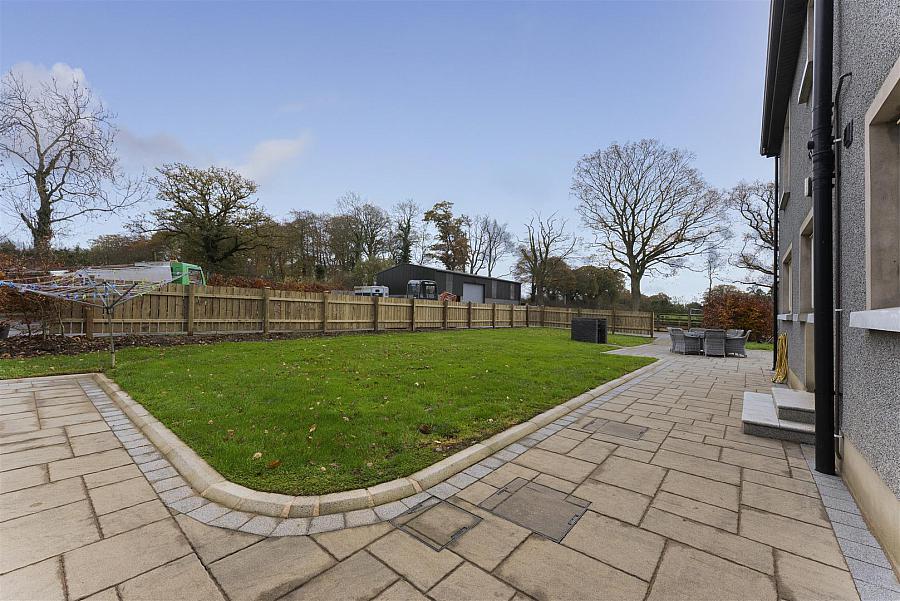 'Willow Tree Lodge', 32 Lurgan Road