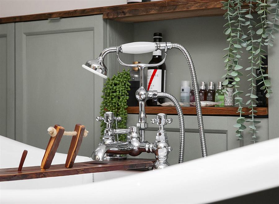 Greenfield Lodge, 10 Greenfield Road