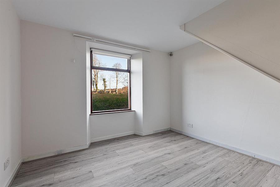 11 Ballynadrentagh Road