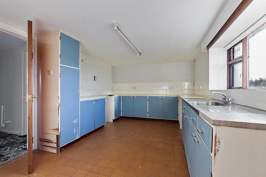 11 Ballynadrentagh Road