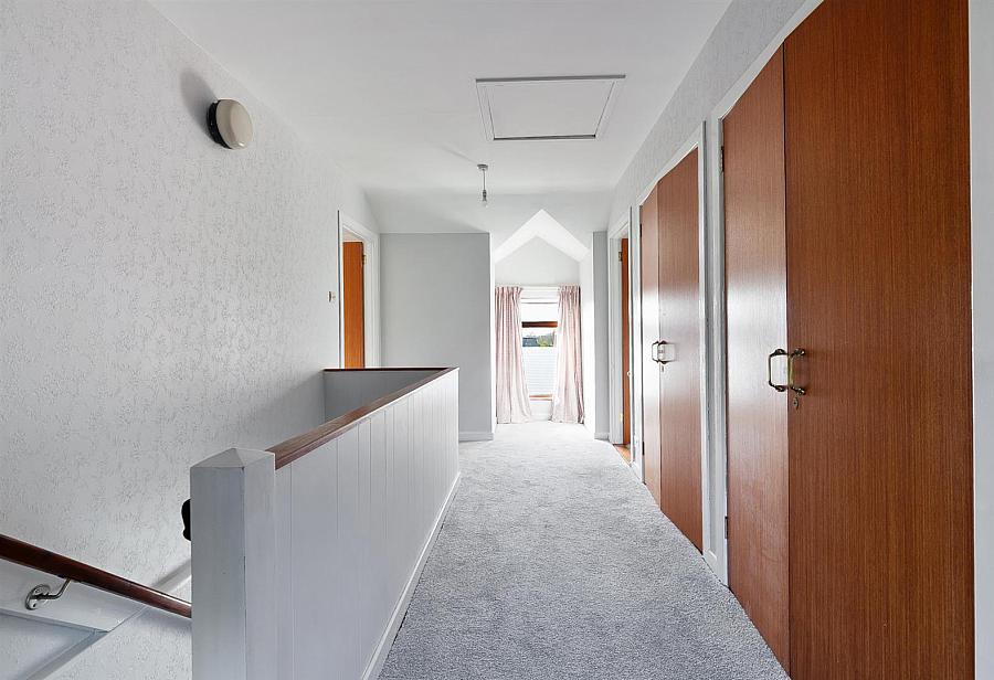 11 Ballynadrentagh Road