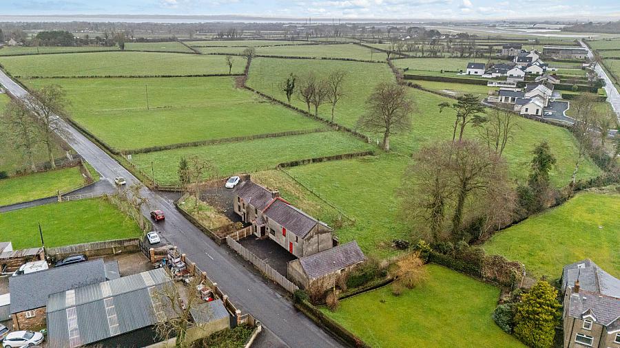 11 Ballynadrentagh Road