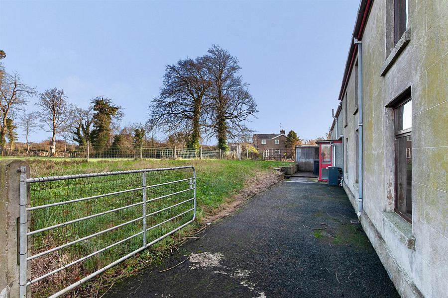 11 Ballynadrentagh Road