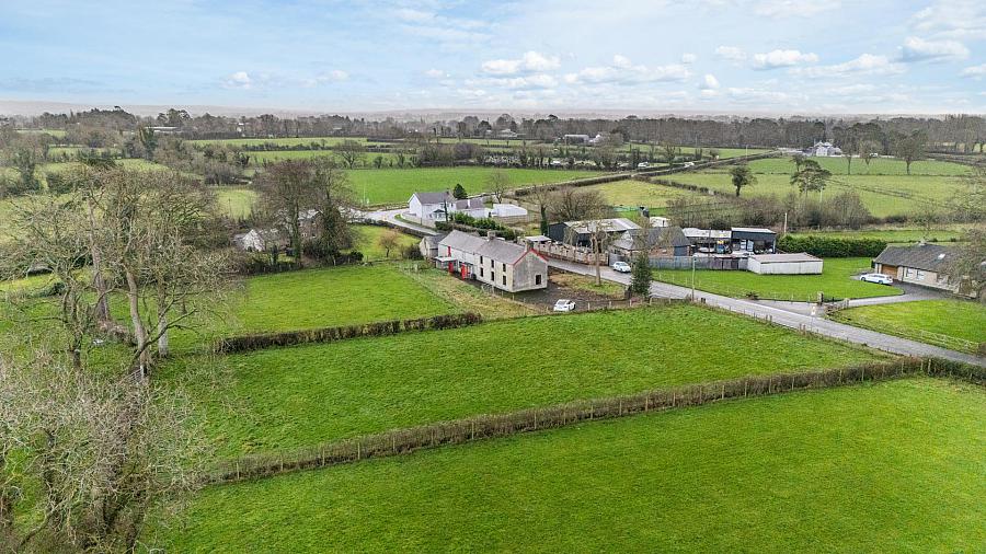 11 Ballynadrentagh Road