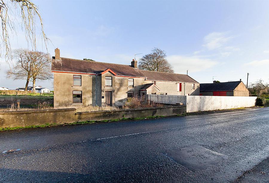 11 Ballynadrentagh Road