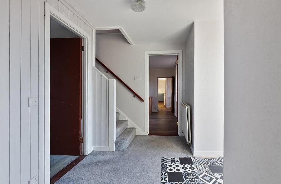 11 Ballynadrentagh Road