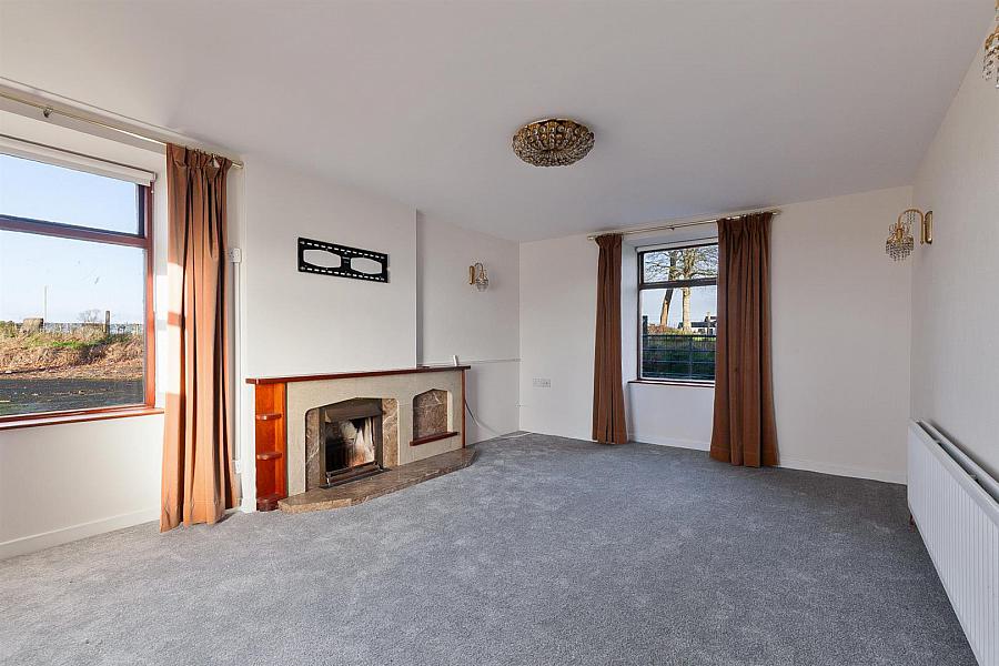 11 Ballynadrentagh Road