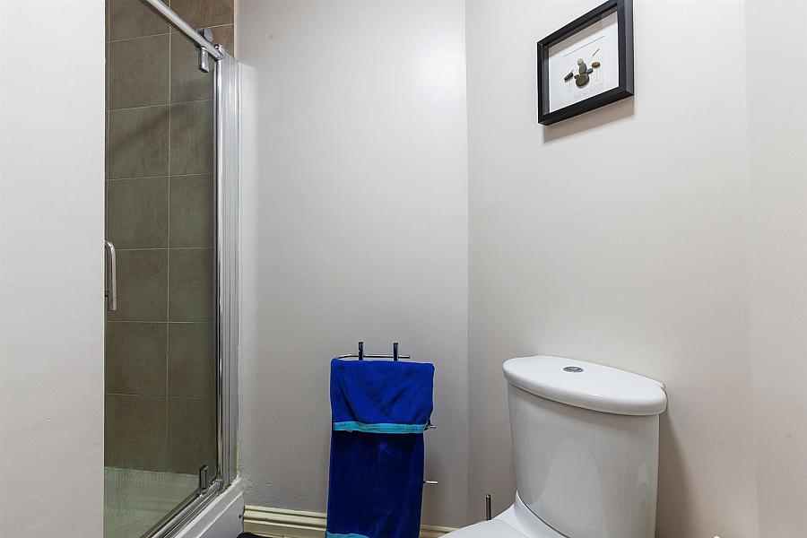 Apartment 93, 8 Northview