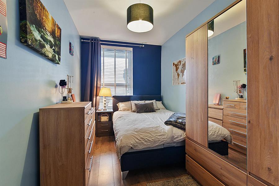 Apartment 93, 8 Northview