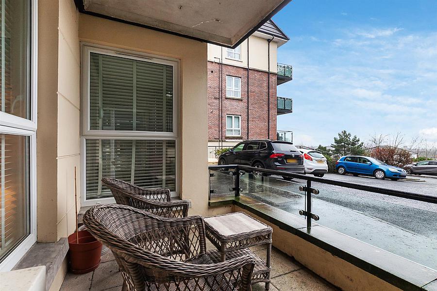 Apartment 93, 8 Northview