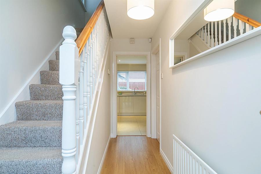 24 Glenabbey Crescent