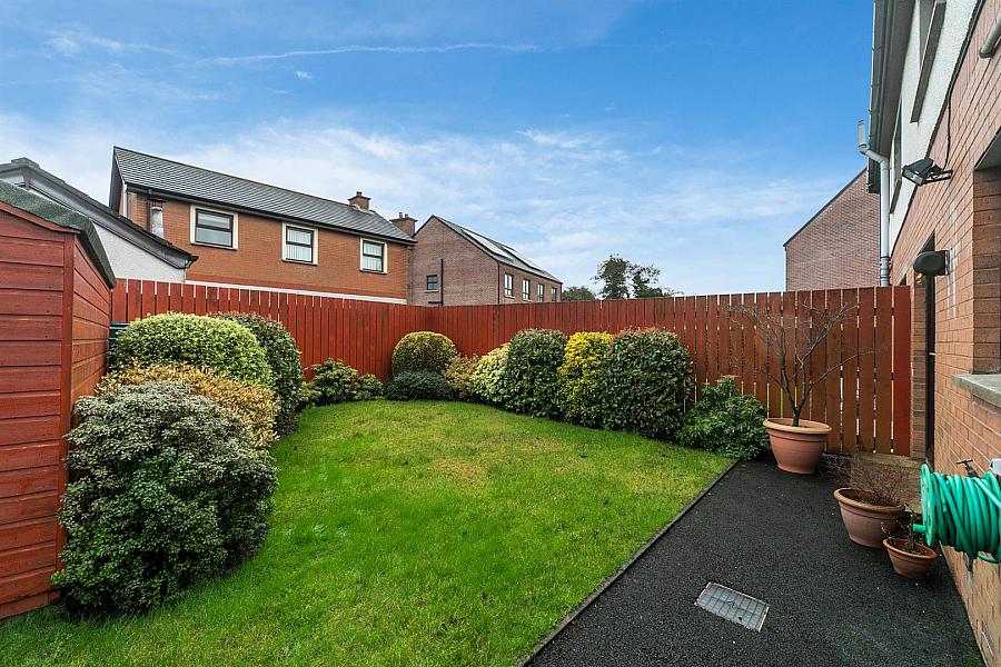 24 Glenabbey Crescent