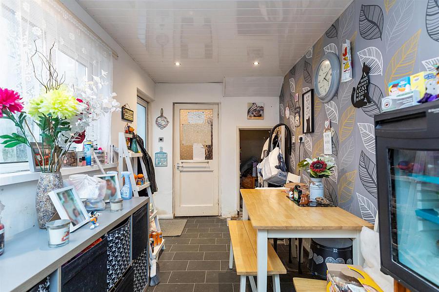 14 Castlereagh Place