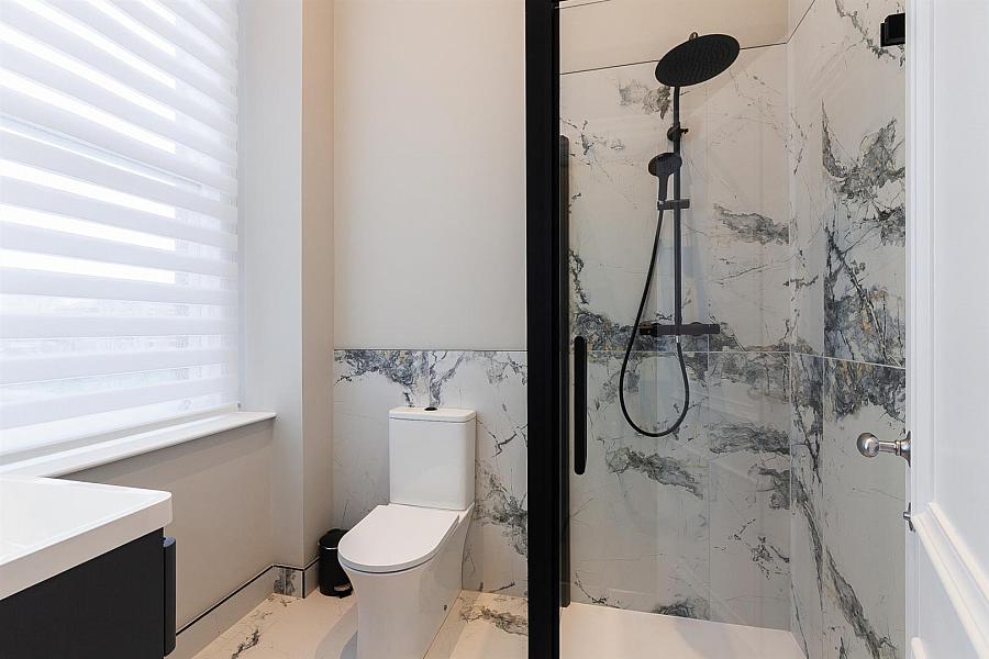 Apartment 2, 18 Ishbel Gardens