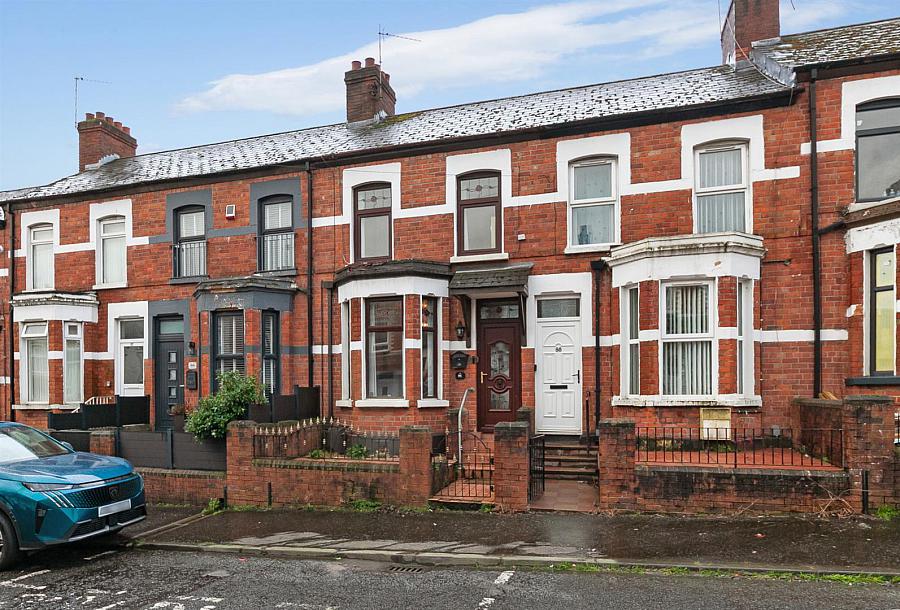 86 Mountcollyer Avenue