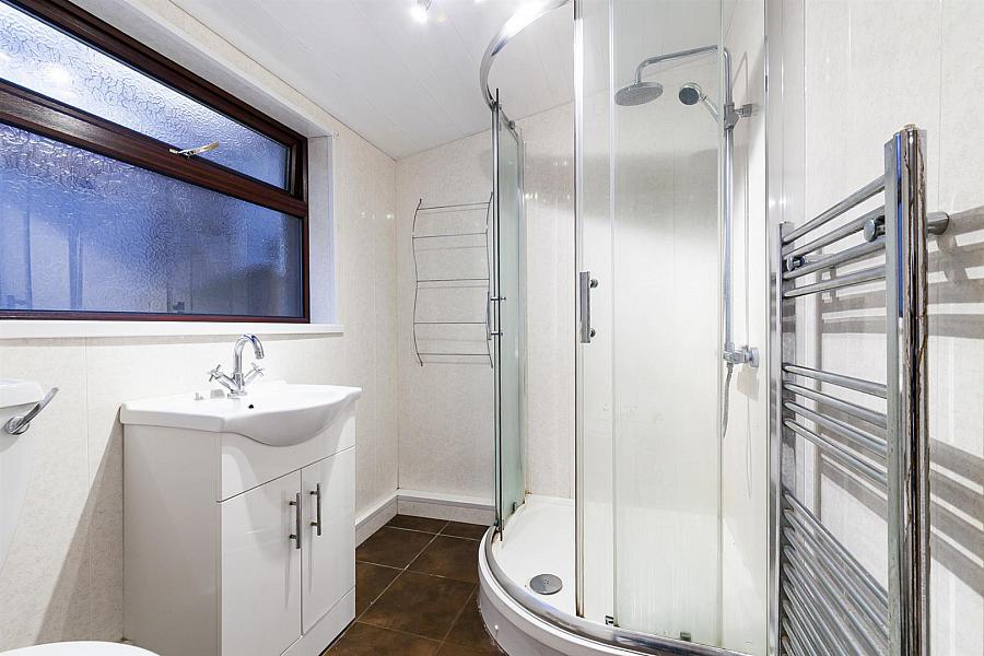 86 Mountcollyer Avenue