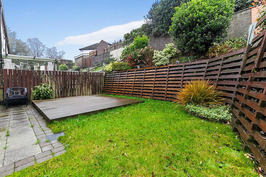 10 Collinbridge Manor