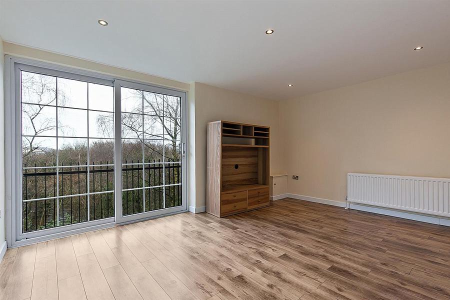 18 Fortwilliam Grange