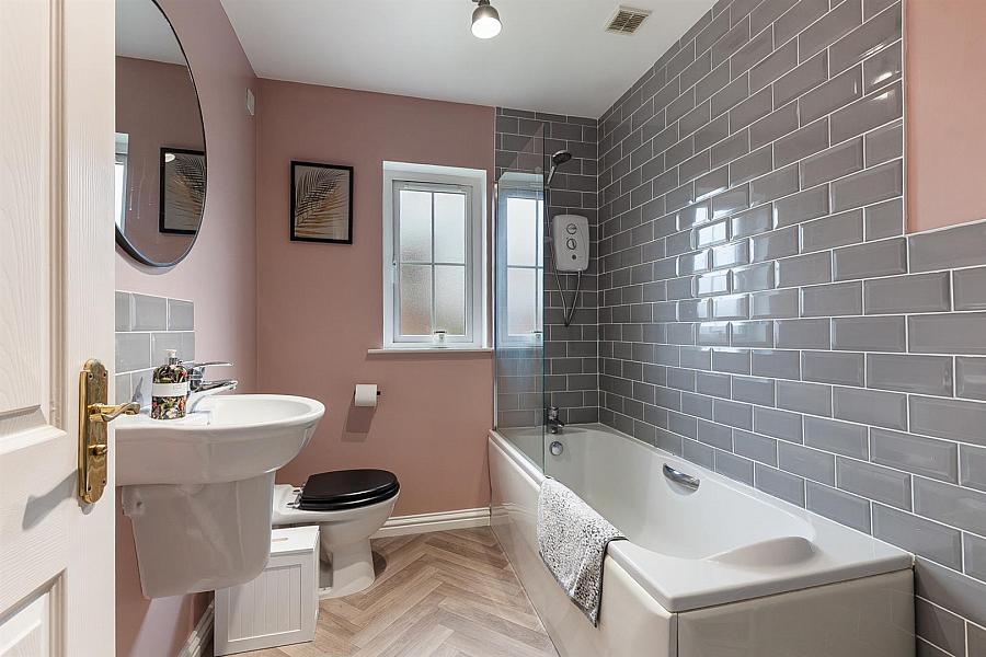 28 Castlebrook Avenue