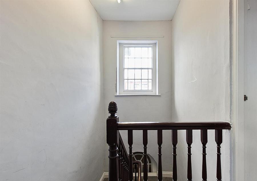 15 Lancasterian Street