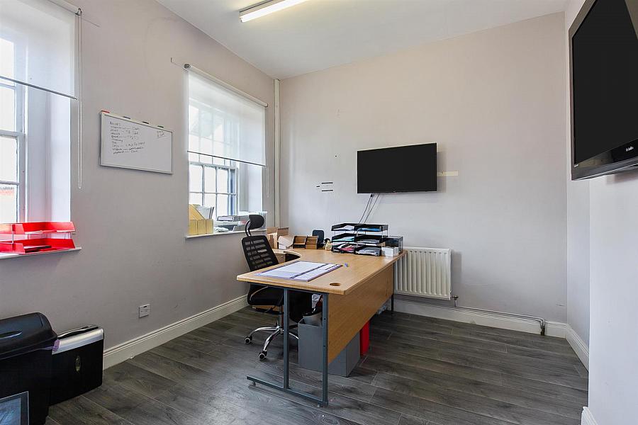 15 Lancasterian Street