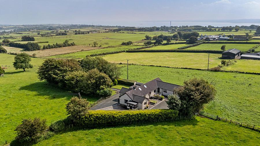 Hillcrest View, 69 Cairn Road