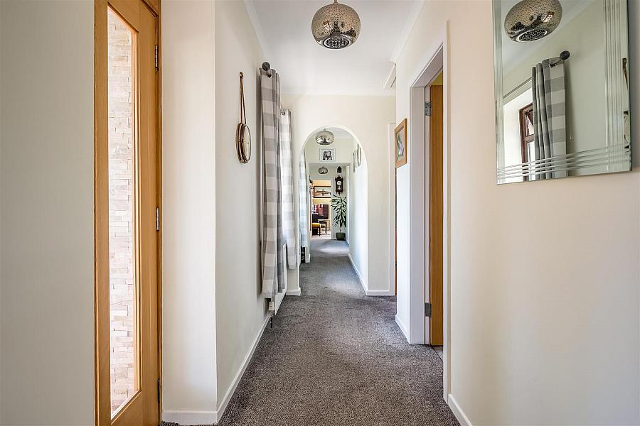 Hillcrest View, 69 Cairn Road