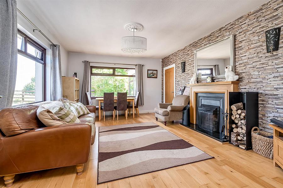 Hillcrest View, 69 Cairn Road