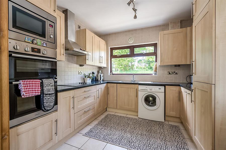 Hillcrest View, 69 Cairn Road