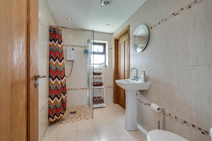 Hillcrest View, 69 Cairn Road