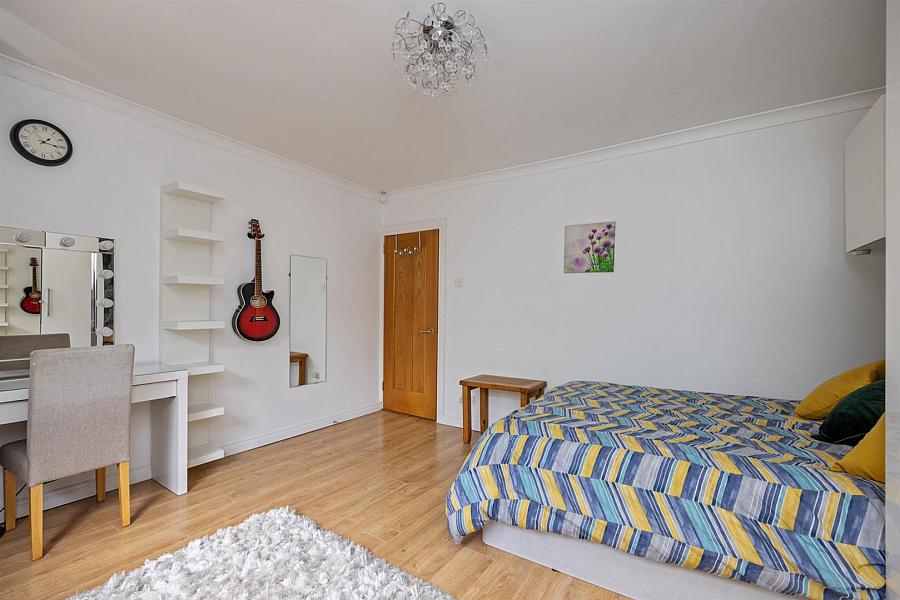 Hillcrest View, 69 Cairn Road