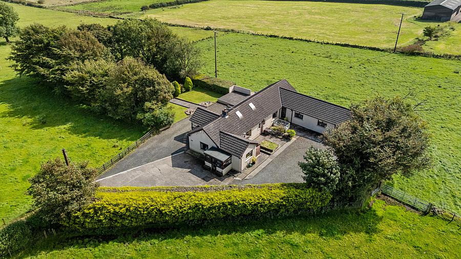 Hillcrest View, 69 Cairn Road