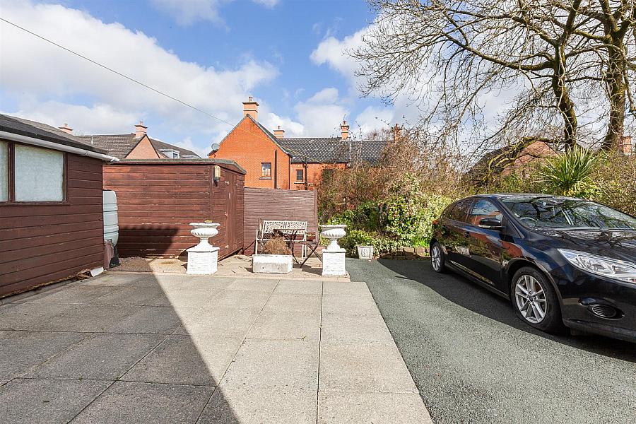 31 Brookfield Heights