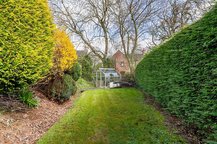 31 Brookfield Heights