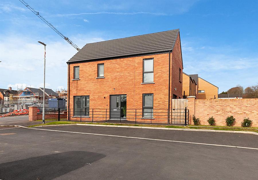 41 Alexandra Park Avenue