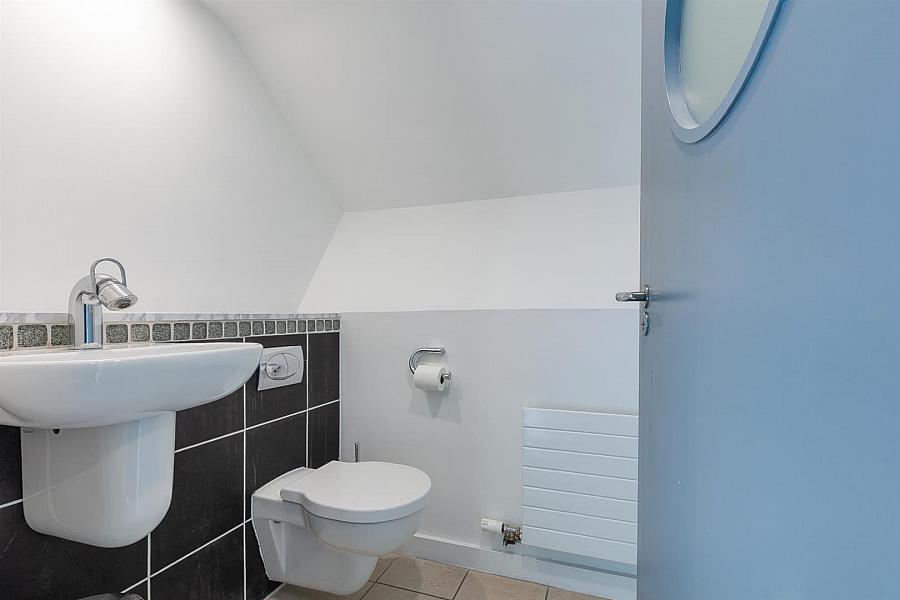 First Floor Commercial Unit At 29 Ballyclare Road