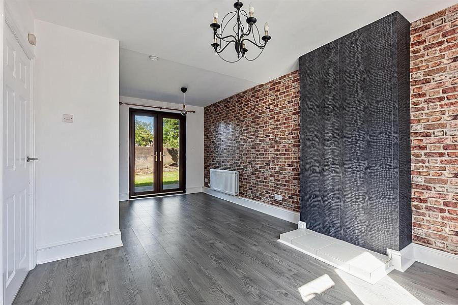 48 Coronation Crescent