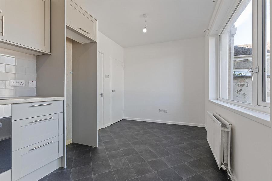 85 Lisnabreen Crescent