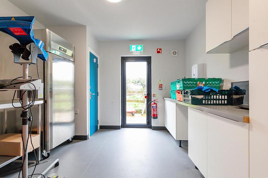 Unit 3 108B Hillhead Road