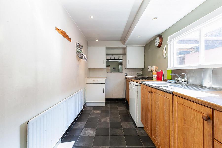 33 Mullaghmore Park