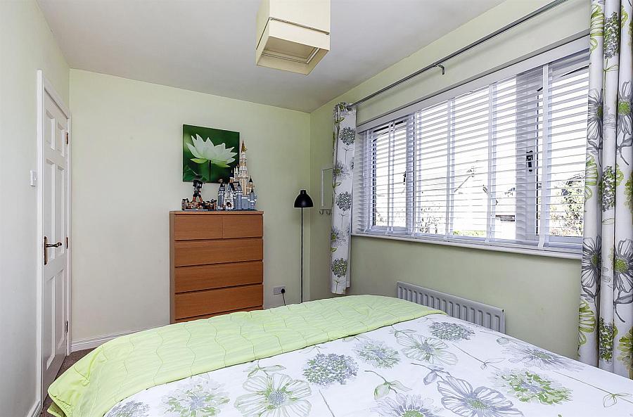 30 Lylehill Green